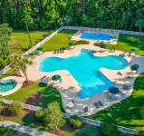Comfy condo on the 17th green of True blue, min’s  to beach, shops & great food