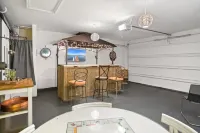 THIS MUST BE THE PLACE-House to Beach in 5 minutes