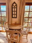 Ocean, Sunset, Mountain Views, Private Deck: Villa Floresco: Tuscan-like getaway