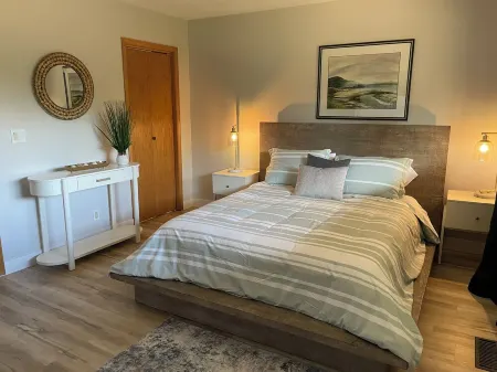 Dungeness Bay Hideaway Отели рядом с достопримечательностью «Нью Дангенесс Лайтхаус»