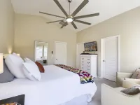 Pool & EV Charger @ Family Friendly comfy house in the heart of Queen Creek