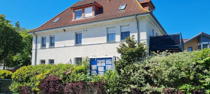gemütliche FeWo mit eigener Terrasse - nur 3 Gehminuten zum Strand Hotels in Rerik