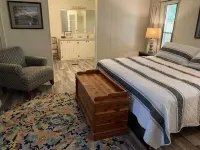 Not-SO-Ordinary Trailer! A Lovely Getaway on the Little Red River with Hot Tub!