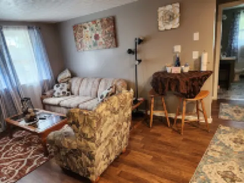 Welcoming, Wonderfully Cozy 1 bdrm Apt Hôtels à : Mason City
