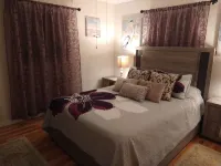 BOOK YOUR DREAM HOME FOR YOUR DREAM VACATION IN VENICE - 2-Star