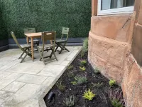 Stunning 2-bed flat with private patio in heart of the west end