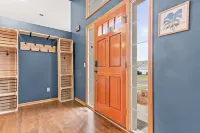 Wonderful home in prime Rosemount location.