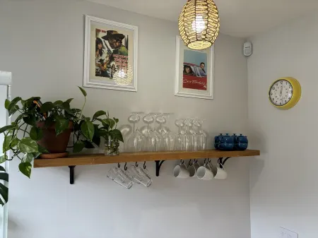 Modern Home On Outskirts Of Edinburgh With Excellent Public Transport Links Отели в г. Бонниригг