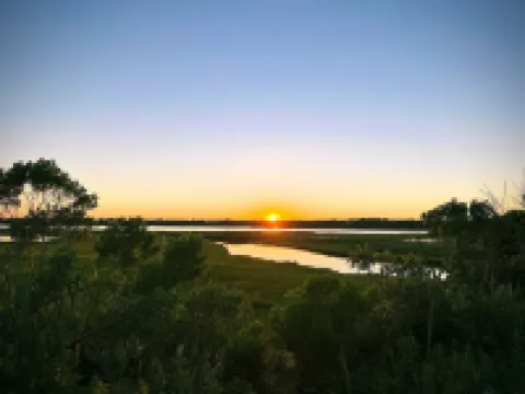 Water View " THE PIPERS NEST " - minutes to the beach, located in Snug harbour !