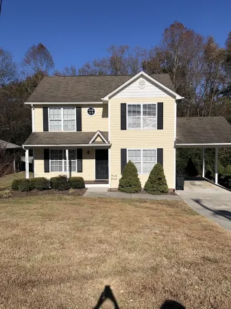 Spacious home near Lee University, historic downtown Cleveland