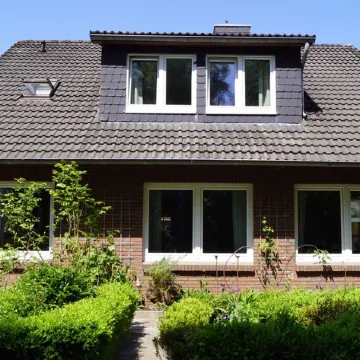North Sea coast: charming gr. Vacation home with fireplace, sauna, garden, beach chair