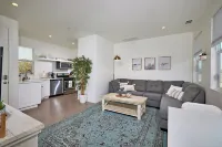 Seaview Sunset - Close to beaches & restaurants!