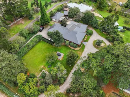 KERRISDALE BOWRAL -Large historic home in a perfect Bowral location
