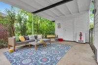 "The Fried Green Tomato" Family & Pet Friendly,  QR Code Walk Thru, 1 night min.