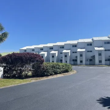 Private Beach! Gulf-front with a pool - Stunning views! Beach Service Covered!