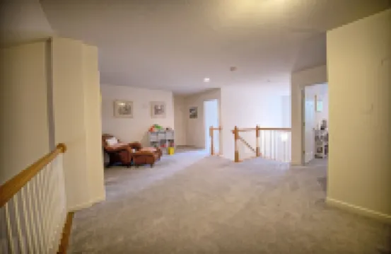 Come Relax in our Peaceful 3 Bedroom Twinhome just 3 miles from Beach!