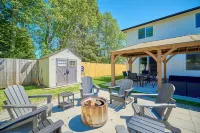 Beach Vibes - AC, Game Room, Arcade, Firepit & Dog Friendly