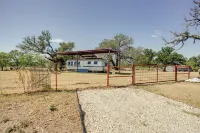 Unique Farm Experience in Airstream Close to Town