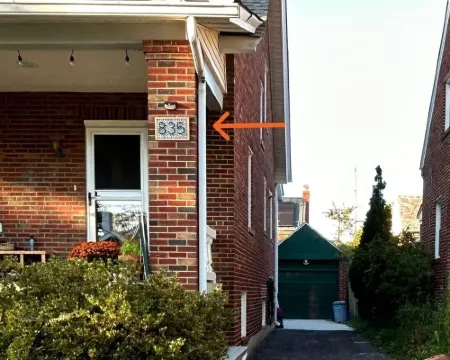 Welcoming and light ground floor studio short walk to dwnt Silver Spring & metro 銀泉酒店