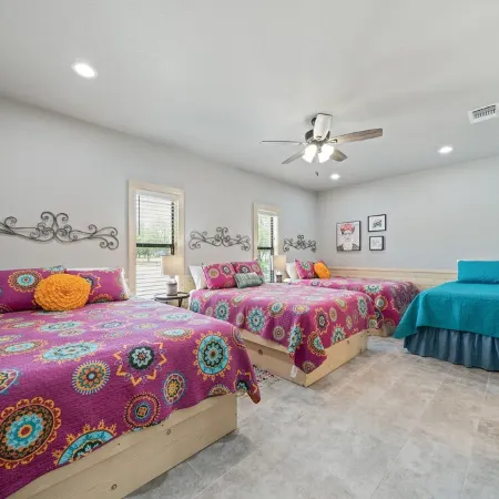 Bella Vida•Sleeps29, No Bunks•HeatedPoolOpt•QuietSubdiv•FREEFrioAccess@ConcanVIP