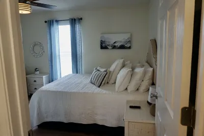 Gulf Island Condo - third floor, sound views, walk to the beach