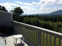 Mountain Condo minutes from North Conway 바틀릿 호텔