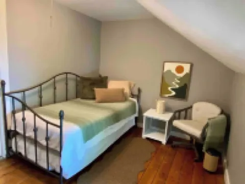 Juniper & Oak LAKE HOUSE w/ Sunset Views over Kettle Moraine Lake