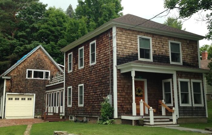 Upscale Vacation Rental Across From Haley Pond In The Village Of Rangeley