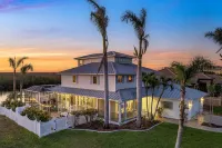 VILLA "EAGLE'S NEST"  THREE STORY HOME WITH AMAZING VIEWS