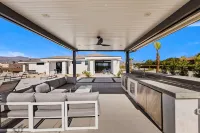 Incredible 45 Ft Pool: 9 Br, 15 Bed, 45 ft Pool, 9 Putting Holes Golf, Gameroom