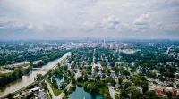 Cozy 3-bedroom home near downtown Fort Wayne | Pet Friendly! - Bungalows