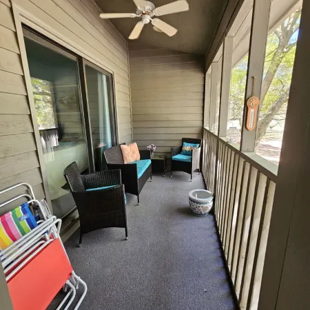 2nd floor 2 BR, 2 bath, Sunset Beach 5 mins from Ocean @ Sea Trail Golf Resort