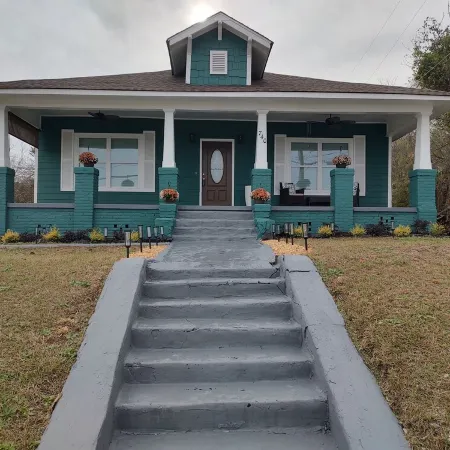 Macon a Little Music House.  Family-sized Home <1 Mile to Mercer & Downtown