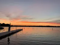 Beach Nearby-Pure Summer/Winter Magic Awaits!