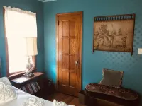 Walnut Place a Charming Home in Historic Valley Junction area of West Des Moines