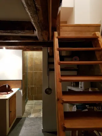 Detached outbuilding.