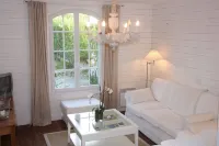 Luxury house with garden near the beach MORGAT