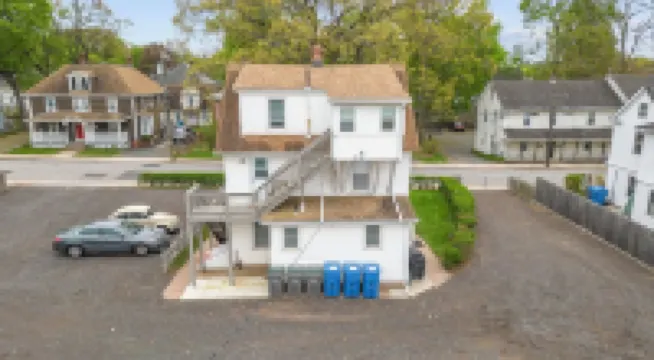 Manchester 1-Bedroom Oasis APT Near Downtown Main Street. Pet-Friendly!