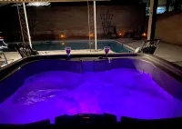 No Cleaning Fee! Spacious Desert Retreat w/Jacuzzi/Private Pool/Fireplace