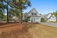 New Putting Green / 5 Mins to Pinehurst / Sleeps 8