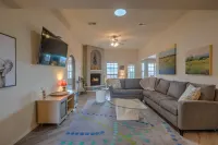 City Lights by Night and Mountains by Day Hotels in Corrales