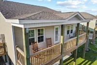 Cozy Summer house on the water - 10 minutes to the beach. Waiting for you!