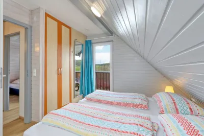 Sunshine house - lake view included Hotels near Puma Outlet Kirchheim