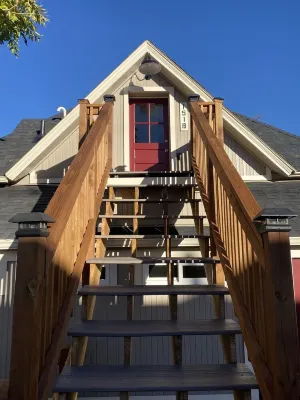 S Broadway 2 bed getaway w Parking - 98 walk score