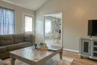 Spacious Home w/ Coffee Bar & GameRoom near Ft. Stewart & Savannah