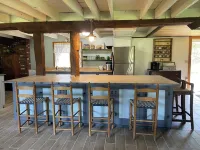 Big Barn in Bemus Point, unique, peaceful, and memorable Hotel di Ellery