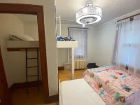 Holiday Haus Zwei Very Spacious Home Located in the Heart of New Ulm Hotels in Brown County