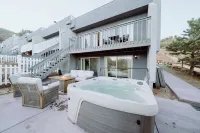 Dream location- Mountain Views, Reservoir trails, small town, close to USAFA 帕爾默湖住宿飯店