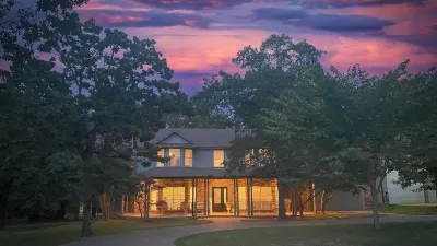 Luxury-Sleeps16-Spa-GameRoom-FirePit-Casino-EV-Pet Hotels near Walmart Supercenter