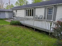 Cozy Creek Cottage, situated between the beautiful rolling hills of Italy, NY Hotels in Italy